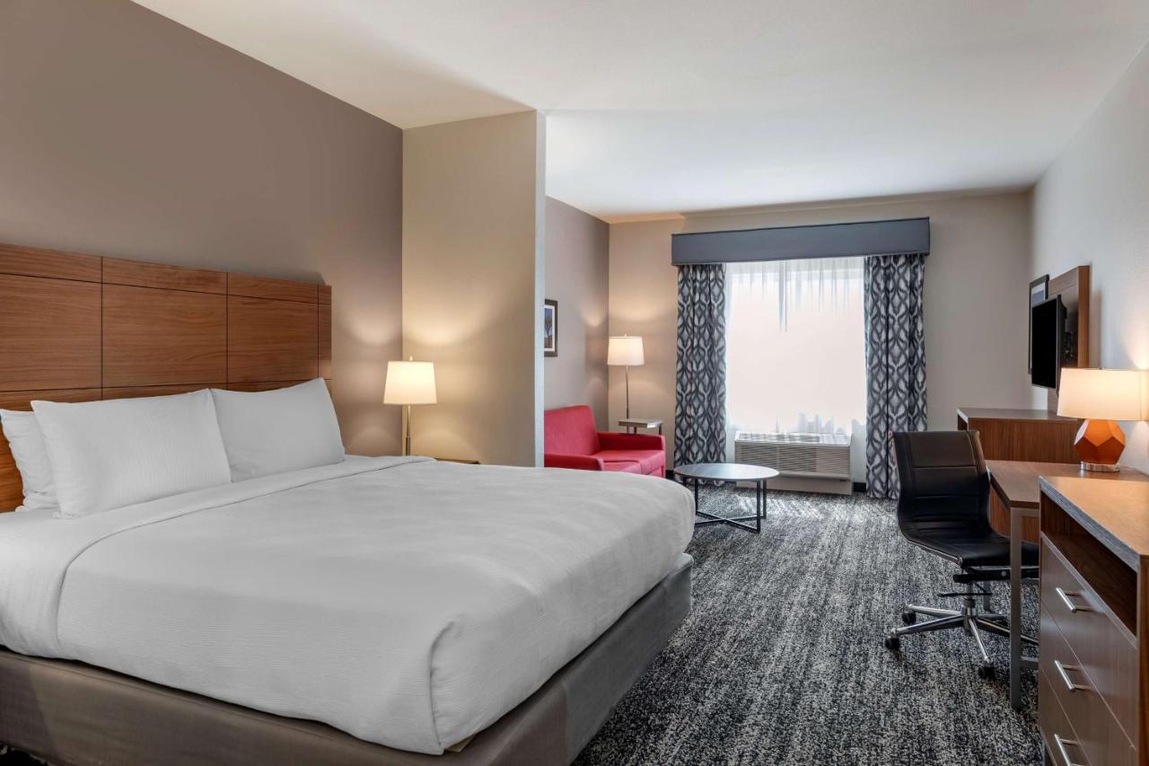 Best Western Plus Coachella Valley Inn & Suites Cathedral City Εξωτερικό φωτογραφία