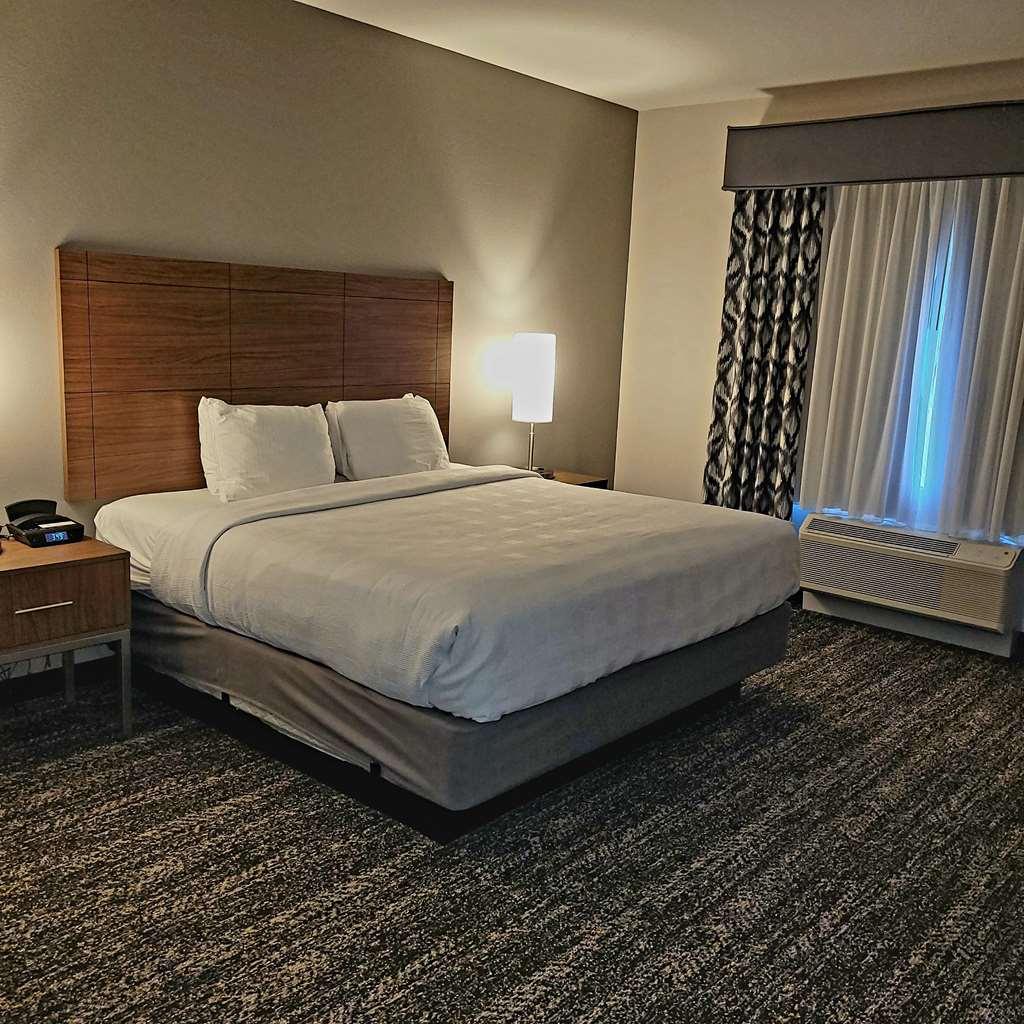 Best Western Plus Coachella Valley Inn & Suites Cathedral City Δωμάτιο φωτογραφία