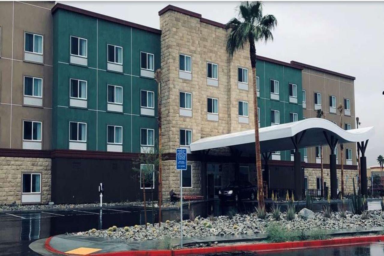 Best Western Plus Coachella Valley Inn & Suites Cathedral City Εξωτερικό φωτογραφία